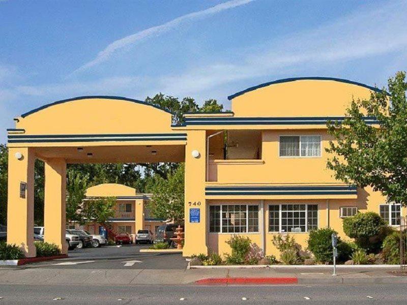 Americas Best Value Inn - Чико Екстериор снимка