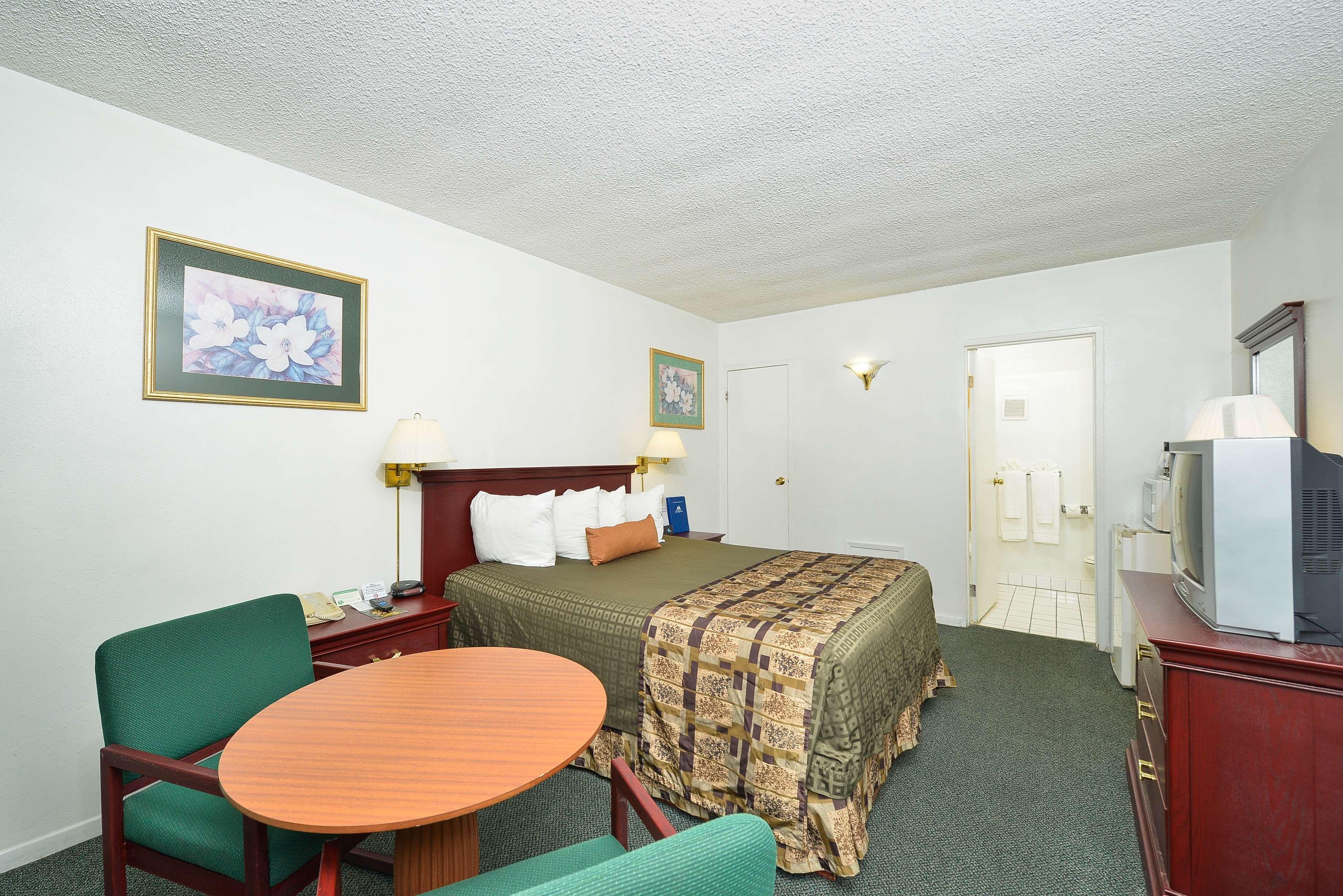 Americas Best Value Inn - Чико Екстериор снимка