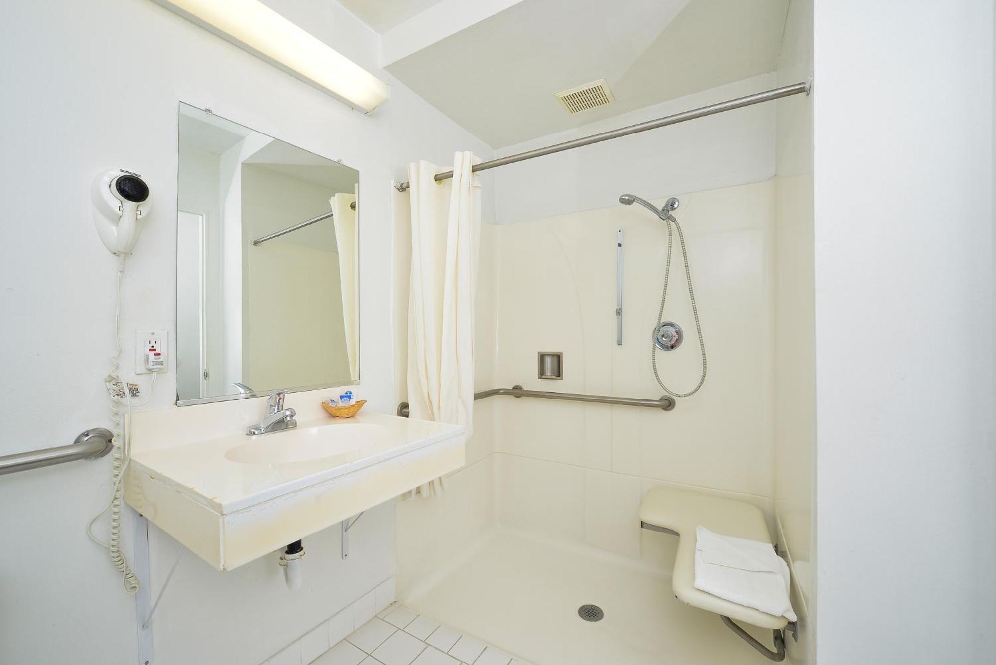 Americas Best Value Inn - Чико Екстериор снимка