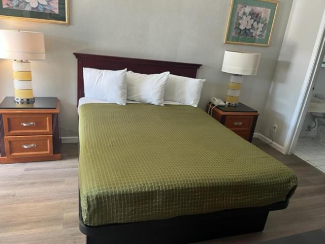 Americas Best Value Inn - Чико Екстериор снимка